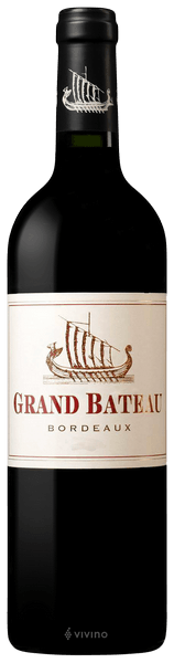 GRAND BATEAU